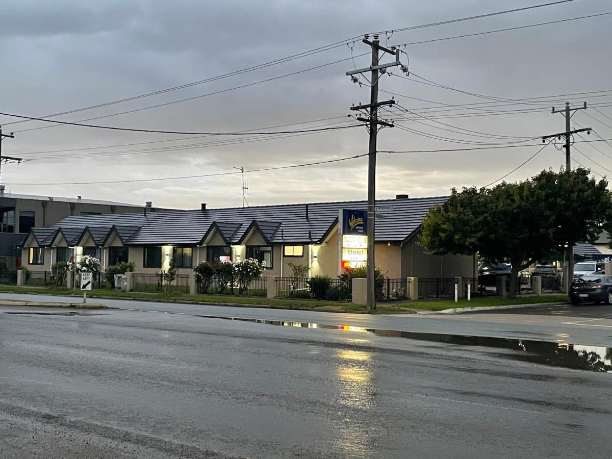 Shepparton Motor Inn Tudor House Motel Zewnętrze zdjęcie
