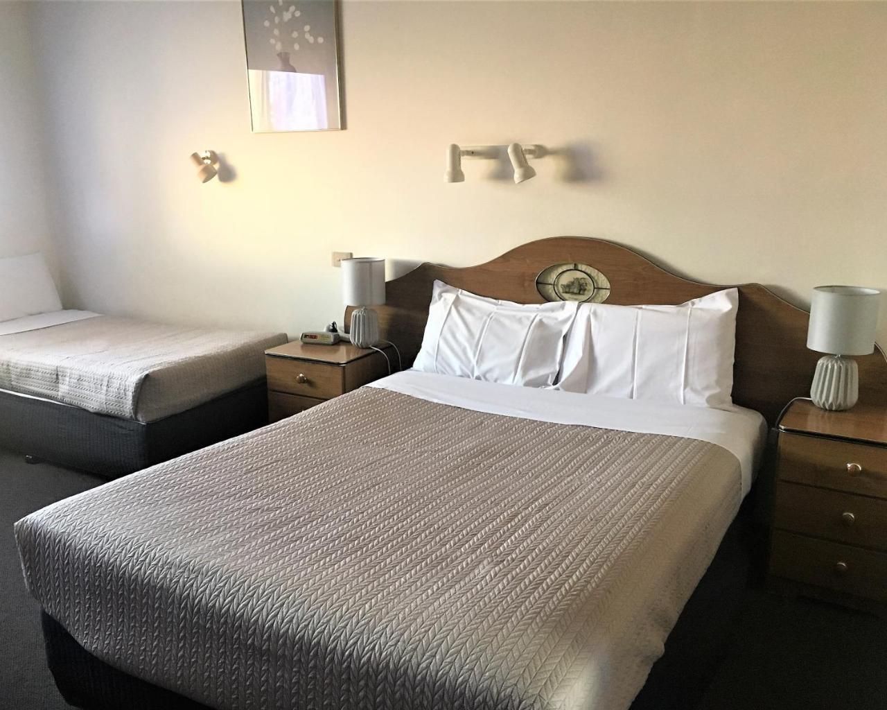 Shepparton Motor Inn Tudor House Motel Zewnętrze zdjęcie